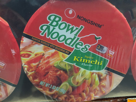 Paldo bowl noodles kimichi